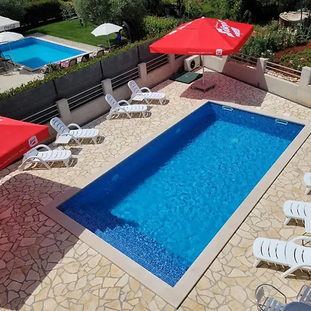 Aversu Apartment