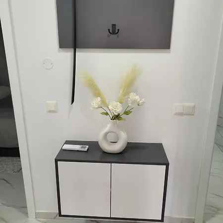 Aversu Apartment