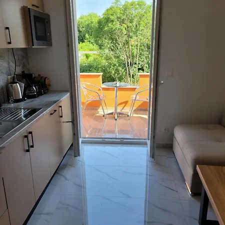 Aversu Lägenhet Umag